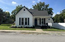 29 E Church St, New Castle, KY 40050