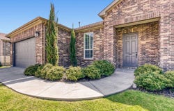 137 Climbing Rock Loop, Dripping Springs, TX 78620