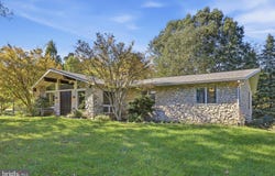 3134 TRACEYS STORE Road, PARKTON, MD 21120