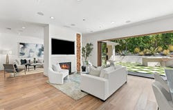 1489 Heritage Ln, Encinitas, CA 92024