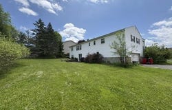 121 Belmont Avenue, Clarks Green, PA 18411