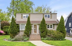 104 14Th St, Cresskill Boro, NJ 07626-2408