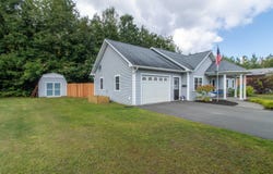 55 Stonewall Street, Newport City, VT 05855