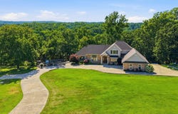 4335 S 165th Road, Bolivar, MO 65613