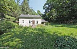 221 Old Queechy Rd, Canaan, NY 12029