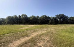 River Drift lot: 7, Heber Springs, AR 72543