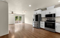 519 NE 2ND St, BattleGround, WA 98604