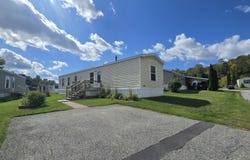 3 Parkview Lane, Lewiston, ME 04240