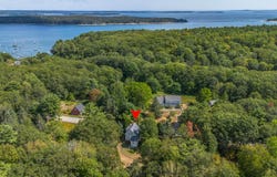 1748 State Route 32, Bristol, ME 04564