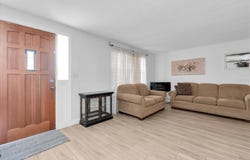 4223 MOOG Road, HOLIDAY, FL 34691