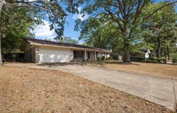 3104 Kathleen Dr, Longview, TX 75604-0000