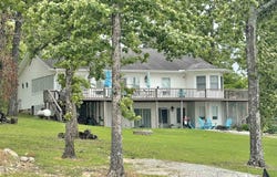 408 S Shore Dr, Horseshoe Bend, AR 72512
