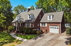 402 N Maple St, Maryville, TN 37801