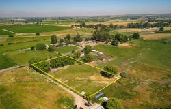 701 Arms Rd, Outlook, WA 98938