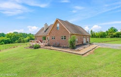 427 Hardin Rd, Kodak, TN 37764