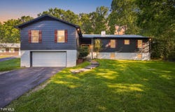 1034 SE Circle Drive, Wise, VA 24293