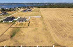 1108 Beginnings Drive, Granbury, TX 76049