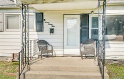 723 S Hackman Street, Staunton, IL 62088