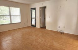 8215 FAIRWAYS Circle, OCALA, FL 34472