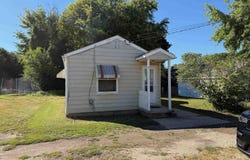 203 CHICAGO Street, East Peoria, IL 61611