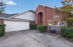 1911 Enchanted Lane, Mansfield, TX 76063