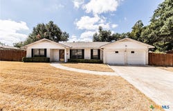 3205 Pin Oak Drive, Temple, TX 76502