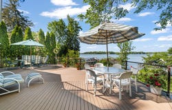 904 W Labelle Ave, Oconomowoc, WI 53066
