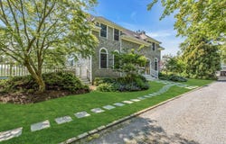 56 S Country Road, Westhampton, NY 11977