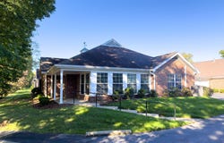 10536 Eagle Pines Ln, Louisville, KY 40223