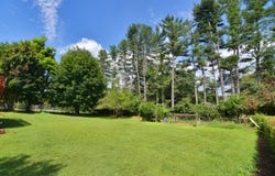 233 Summit Ave, Lewisburg, WV 24901