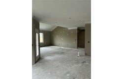 4705 Stonebridge Drive E, St Joseph, MO 64505