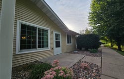 3330 S Robin Meadows Lane, Eau Claire, WI 54701