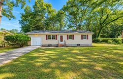 50 Fanning Boulevard, Riverhead, NY 11901