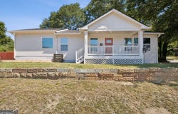 112 E Stephens Street, Winder, GA 30680