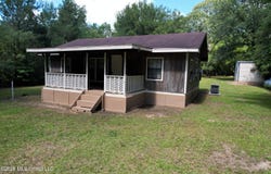 1135 Mudline Road, Magnolia, MS 39652
