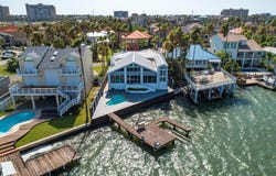 5909 Laguna Circle N, South Padre Island, TX 78597