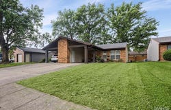 809 White Oak Drive, O'Fallon, IL 62269