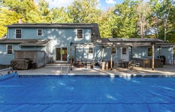 329 New Boston Rd, Sturbridge, MA 01566