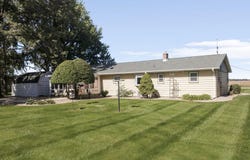 412 W 250 S, La Porte, IN 46350