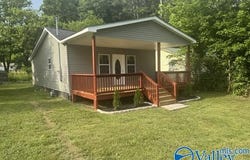 509 Earl Street, Scottsboro, AL 35768