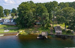 399 Pineview Dr, Henrico, NC 27842
