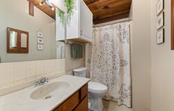 7 Sam Hall Drive, Plymouth, NH 03264