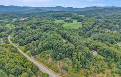 5885 Bent Mountain Rd, Roanoke, VA 24018