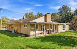 208 Creed Avenue, Hubbard, OH 44425