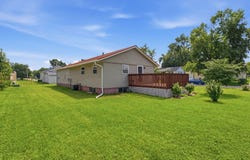 414 15th Place, Camanche, IA 52730