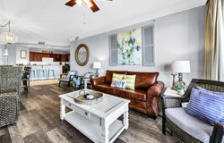 10 Harbor Boulevard, Destin, FL 32541