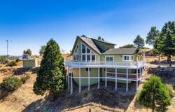17075 Matterhorn Drive, Tehachapi, CA 93561