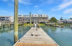 7442 E SIDE RD, CHINCOTEAGUE, VA 23336