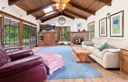 30w030 Schick Road, Bartlett, IL 60103