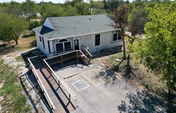 501 Peyton, Baird, TX 79504